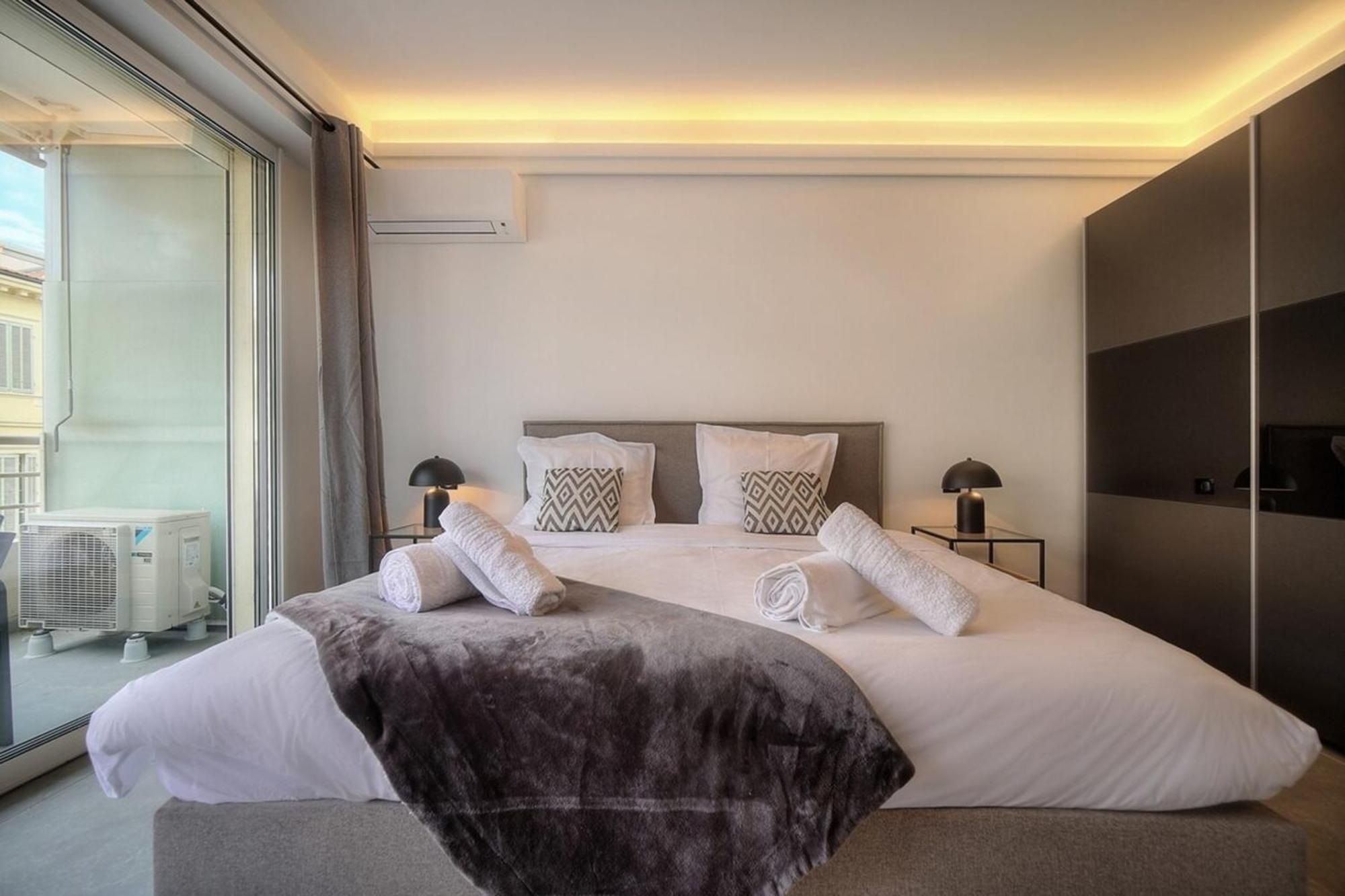 Luxury - Stunning With Terrace To Rent Grand * Cannes